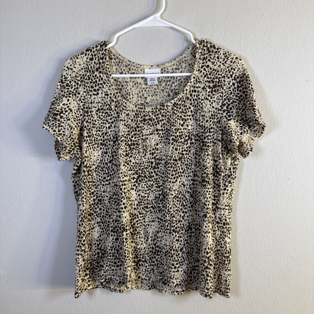 Jaclyn Smith White Textured Leopard Print‎ Top - Size L - Women's Size Large